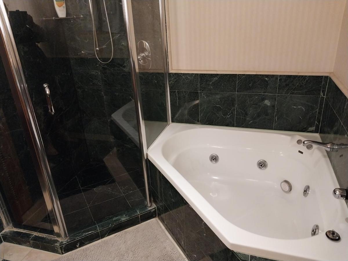 Luxury Privately Owned Ocean View Studio Apartments At O4Ks Gold Tower Gold Coast Exterior foto